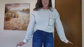Review of Trendy Queen Crew Neck Long Sleeved Top