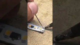 Preparar tira led para soldarle un conector (Hacer bolitas de esta&ntilde;o en tira led)