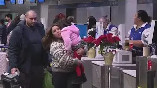 Holiday travelers pack Bay Area airports on busiest travel day