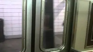 BMT 4th Avenue Line: Manhattan-bound R46 R Train 5802 Door Closes Too FRIGGIN' Fast!!!