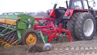 Wiosna 2021-Siew Grochu w gr Olejniczak (Zetor 16145 z bliźniakami) (Amazone d7