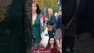🔥 Incredible Graceful Walk and Modern Batik Kebaya Style Turned Heads! #streetstyle #walking