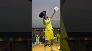 Jadon Sancho plays Adele in Borussia Dortmund&rsquo;s dressing room