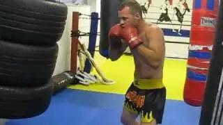 KICK BOXING PEIRAIA MAXITES PEIRAIWS saxtouri 73-75