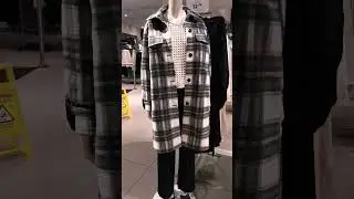 H&M fashion shopping and loving the mannequins black & white outfit, must have this season
