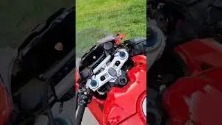 😱 stunt on Ducati Panigale -- two wheel one Passion 🥰 #shorts #ducatipanigale