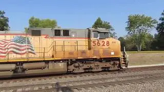 Northbound Union Pacific Freight Train in Salem, Illinois