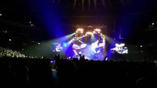 Depeche Mode - Walking in My Shoes (Prague; 2014/02/10)