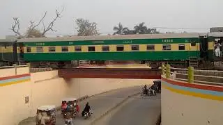Pakistan Railways | Millat Express Train Gojra Underpass