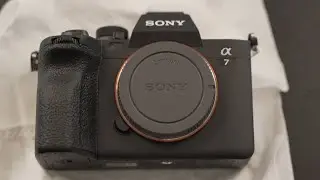 Sony A7 IV Unboxing Deutsch (Neue Kamera für YouTube! Sony Alpha 7 IV kaufen? Beste Kamera 2022)