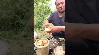 Colocando o resto do tempero  #agro ￼