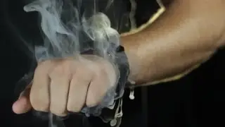 Lynx SMART Smoke Watch by Jo&atilde;o Miranda - Magicland.se