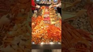 Tokyo&rsquo;s CRAZIEST Seafood Buffet &mdash; Unlimited Lobster & More 🦞🍣🇯🇵