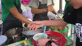 CENDOL DI PENANG INI ANTRIAN NYA SAMPE KE JALAN RAYA