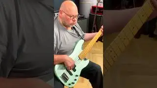 SIRE P6 B-STRING