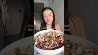 This Greek Dense Bean Salad is the perfect meal prep #densebeansalad #mealprep