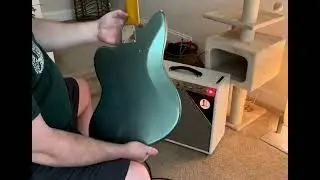 TopHat Demo of our Mini Junior 15W amp, Jazzavarius and Stratavarius guitars!