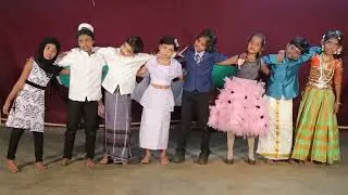 Dancing,Vathiri,Primary,Group