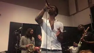 George Lovett (Live in New Orleans) singing Love by Musiq Soulchilds