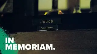 Voor altijd 't plekje van Peter in de Waterloo Bar - In Memoriam