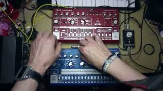 Clock Shuffler adding swing to synced Behringer TD3 & RD6
