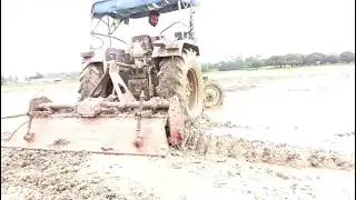 Welcome to tractor lover Eicher 551