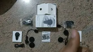 BTS3 Bluetooth intercom box contents
