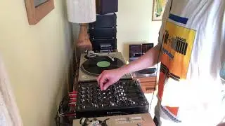 Techno Mix on the Play Differently Model 1.4