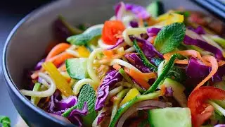 My tip to make your raw vegan salads even BETTER!!!! 🥗🤗🥗