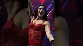 Dua performing Be the One alongside her fans //Radical Optimism Tour in Melbourne #dualipa