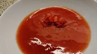 Wie macht man eine Kaltschale? ( Wassermelone )