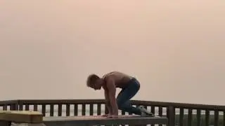 Andrii Bondarenko ( Handbalancer )