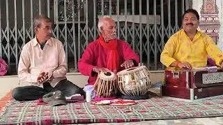 १५०८)बईठकी में #purvi | प्रभुजी नदिया बीच | गायक #मननगिरी मधुकर तबला #परमा शर्मा #दीनबंधुजी ११.११.२५