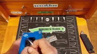 unboxing Hart utility knives