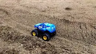 Bermain tamiya di lintasan pasir - TAMIYA BIGFOOT WILD mini 4 wd - NISSAN TERRANO