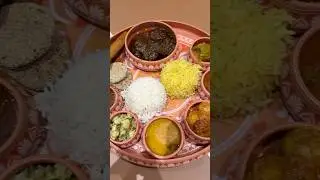 Trying Chef&rsquo;s Special Bengali Thaali || Bengali Dawat