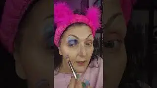 Jeffree Star blue blood: Blue is the color of the Day