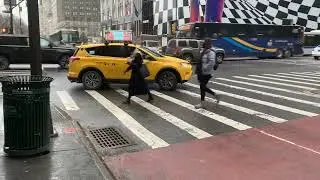 The Struggle to find taxi in New York MANHATTAN is real - CRISIS?