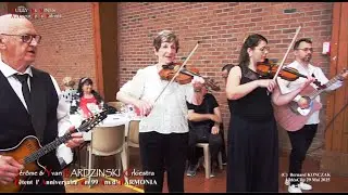 Les 99 Ans d'HARMONIA, l'accueil des convives par Cécile & Jérôme & Yvan BARDZINSKI Orkiestra (1)