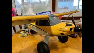Maiden Flight Carbon Cub --- First time flyer