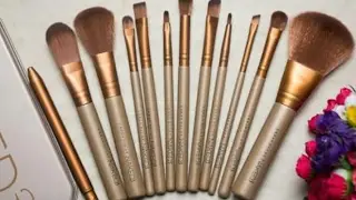 Naked3 Urban Decay Brushes unboxing tutorial