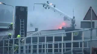 IJzendoorn - Binnenvaart in brand