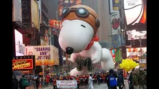Macy's Parade Balloons: Snoopy (as the Flying Ace)