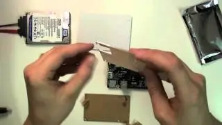 Unboxing of the Cubieboard version 1G - HDD mounting - Assembly of the simple case