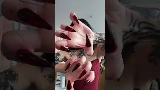 Alternative maid of honor nails 🖤✨🎀
