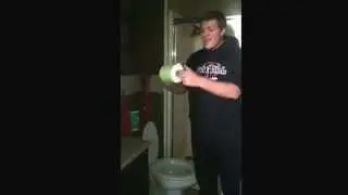 Glow In The Dark Toilet Paper ENG IV PR