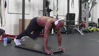 The Easy Way to TONE Your Abs with 3-Way Mountain Climbers in Just 5 Minutes