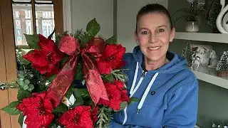 Creating my Christmas Wreath & Amaryllis update 🎄😍 Garden Rewards 😍🎄