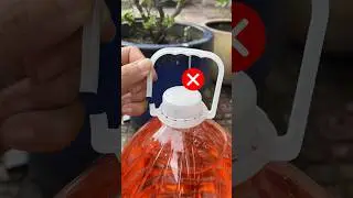 Awesome trick with a plastic bottle handle. #short #diy