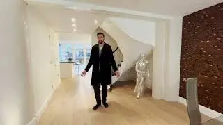 A 4 bedroom house for sale in Norfolk Crescent, London, W2 2
